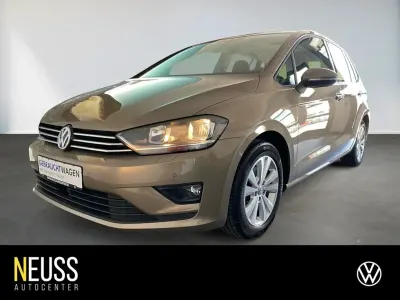 Gebraucht VW Golf VII Comfortline 125 PS (91 kW) 2016 Pyramid gold metallic