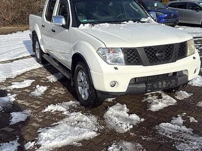 Weiß Gebraucht 2007 Nissan Navara Abholung | 8.500 € (Superpreis)