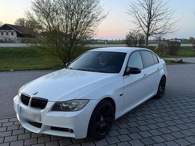 Gebraucht BMW 320 M Sport 170 PS (125 kW) 2008 Weiß Limousine