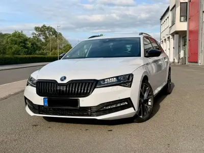 Gebraucht Skoda Superb SportLine 150 PS (110 kW) 2020 Weiß Kombi