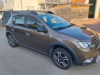Gebraucht Dacia Sandero Stepway 90 PS (66 kW) 2018 Braun Limousine