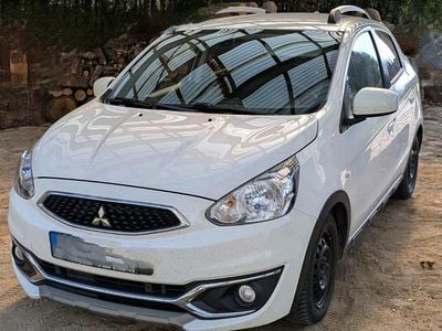 Gebraucht Mitsubishi Space Star 80 PS (58 kW) 2018 Weiß Kleinwagen