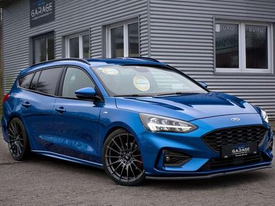 Second-hand Ford Focus ST-Line 150 CP (110 kW) 2018 Albastru Break