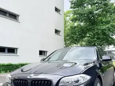 Gebraucht BMW 530 M Sport 258 PS (189 kW) 2011 Grau Limousine