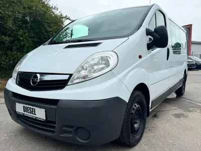 Gebraucht Opel Vivaro 114 PS (83 kW) 2007 Weiß Van / Kleinbus