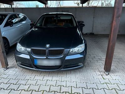 gebraucht BMW 320 i Automatik/Vollleder