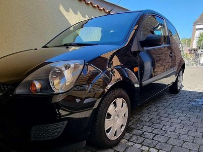 Schwarz Gebraucht 2007 Ford Fiesta Limousine | 2.700 € (Teuer)