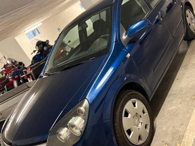 Gebraucht Opel Astra 90 PS (66 kW) 2006 Blau Limousine