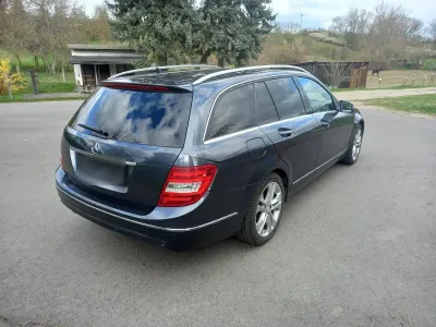 Gebraucht Mercedes 200 139 PS (102 kW) 2014 Grau Kombi