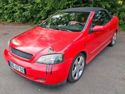 Gebraucht Opel Astra Cabriolet 125 PS (91 kW) 2003 Rot Cabrio