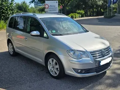 Gebraucht VW Touran Highline 140 PS (102 kW) 2009 Silber Van / Kleinbus