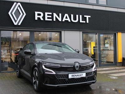 Second-hand Renault Megane E-Tech Evolution 160 kW (218 CP) 2022 Negru Hatchback