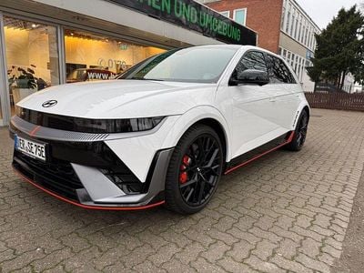 Weiß Gebraucht 2024 Hyundai Ioniq 5 N Performance SUV | 55.900 € (Teuer)