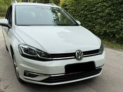 Gebraucht VW Golf VII 150 PS (110 kW) 2019 Weiß Limousine