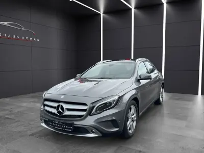 Gebraucht Mercedes GLA200 156 PS (114 kW) 2014 Grau SUV