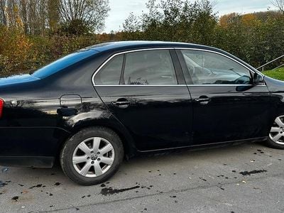 Schwarz Gebraucht 2006 VW Jetta Limousine | 3.300 € (Guter Preis)