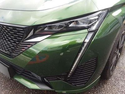 Metallic Gebraucht 2024 Peugeot 308 GT | 27.820 € (Etwas zu teuer)