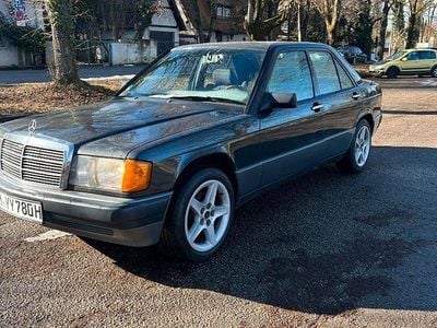 Used Mercedes 190 132 HP (97 kW) 1989 Black Sedan