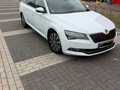 Gebraucht Skoda Superb GreenLine 120 PS (88 kW) 2017 Weiß Kombi