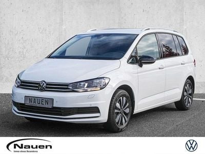 Pure white (weiss) Gebraucht 2025 VW Touran Goal Van / Kleinbus | 29.950 € (Superpreis)