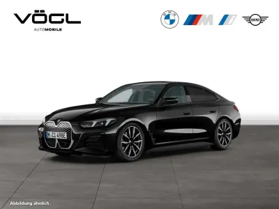 Neu BMW i4 M Sport 250 kW (340 PS) 2026 Saphirschwarz Limousine
