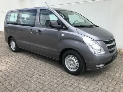 Gebraucht Hyundai H-1 170 PS (125 kW) 2011 Grau Van / Kleinbus