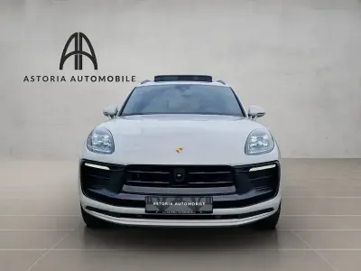 Gebraucht Porsche Macan 265 PS (194 kW) 2024 Kreide SUV
