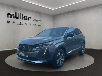 Gebraucht Peugeot 3008 Allure 131 PS (96 kW) 2023 Platinium grau SUV