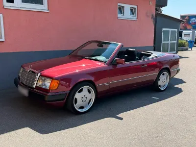 Gebraucht Mercedes 300 220 PS (161 kW) 1993 Rot Cabrio
