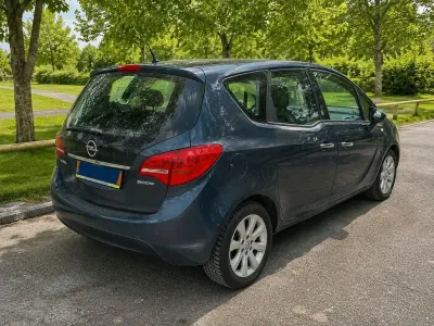 Używany Opel Meriva Innovation 120 KM (88 kW) 2010 Niebieski Minivan