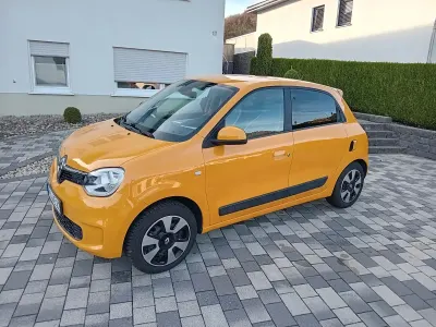 Używany Renault Twingo Intens 73 KM (53 kW) 2019 Żółty Hatchback