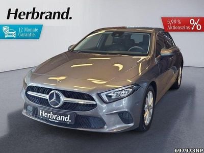 Gebraucht Mercedes A220 Business 190 PS (139 kW) 2019 Metalliclack mountaingrau Limousine