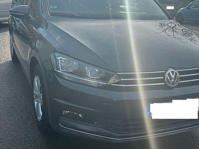 Gebraucht VW Touran Join 116 PS (85 kW) 2018 Grau Van / Kleinbus