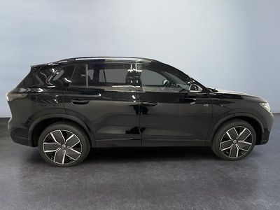 Nuova VW Tiguan R-line Edition 193 CV (141 kW) 2025 Nero SUV