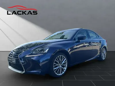 Gebraucht Lexus IS300h Luxury Line 223 PS (164 kW) 2019 Blau Limousine