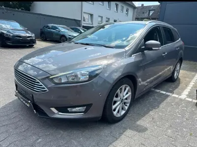 Gebraucht Ford Focus Titanium 150 PS (110 kW) 2016 Braun Kombi