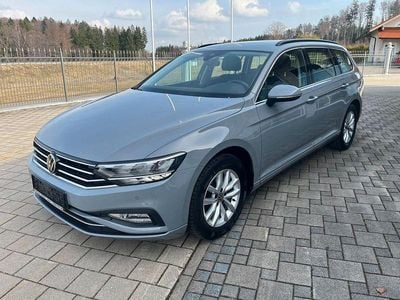 Gebraucht VW Passat Business 150 PS (110 kW) 2024 Grau Kombi