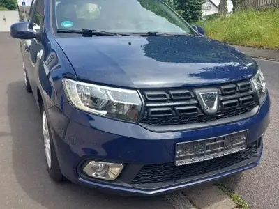 Gebraucht Dacia Sandero Essentiel 73 PS (53 kW) 2017 Blau Limousine
