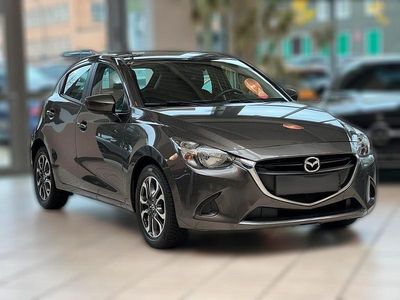 Używany Mazda 2 Center-Line 75 KM (55 kW) 2015 Szary