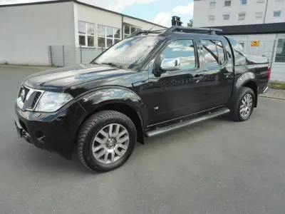 Gebraucht Nissan Navara 231 PS (169 kW) 2011 Schwarz Pickup