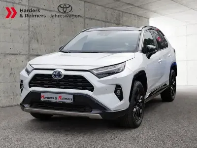 Gebraucht Toyota RAV4 Hybrid Basis 218 PS (160 kW) 2024 Weiß SUV