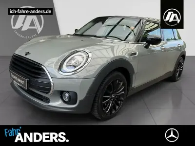 Gebraucht Mini Cooper Clubman 136 PS (100 kW) 2020 Moonwalk grey Kombi