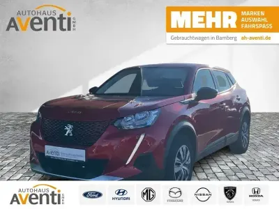 Gebraucht Peugeot e-2008 Active 100 kW (136 PS) 2022 Rot SUV