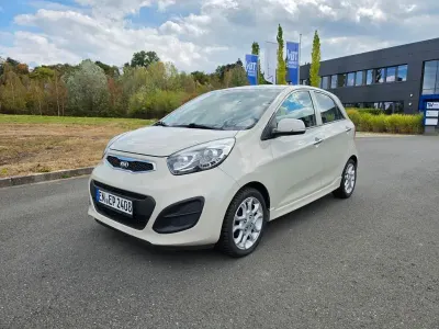 Gebraucht Kia Picanto 86 PS (63 kW) 2012 Beige Kleinwagen