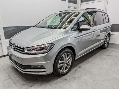 Neu VW Touran Edition 150 PS (110 kW) 2026 Silber metallic f0f0 Van / Kleinbus