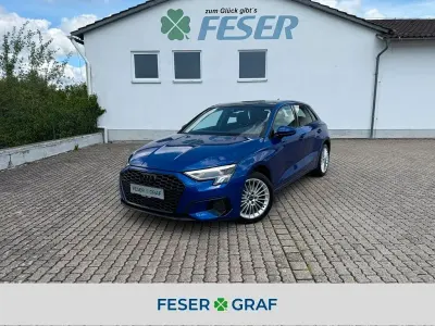 Używany Audi A3 Advanced Plus 116 KM (85 kW) 2024 Niebieski Sedan/Limuzyna