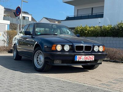 Gebraucht BMW 530 218 PS (160 kW) 1992 Blau Limousine