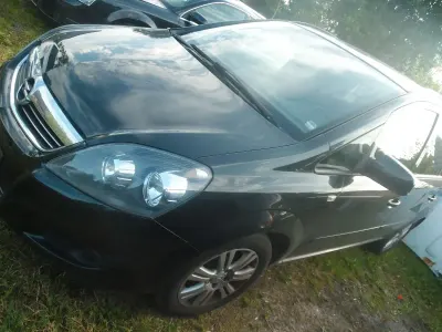 Gebraucht Opel Zafira 140 PS (102 kW) 2013 Schwarz Van / Kleinbus