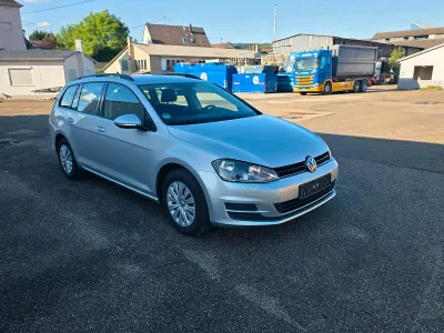 Gebraucht VW Golf VII 110 PS (80 kW) 2015 Silber Kombi