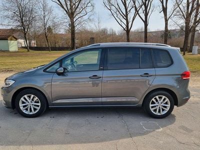 Gebraucht VW Touran Sound 150 PS (110 kW) 2017 Grau Van / Kleinbus